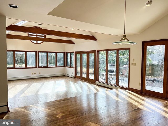 6304 WISCASSET RD, Bethesda, MD 20816