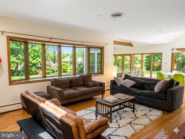 6304 WISCASSET RD, Bethesda, MD 20816
