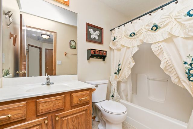 4118 SE 23rd Court, Des Moines, IA 50320