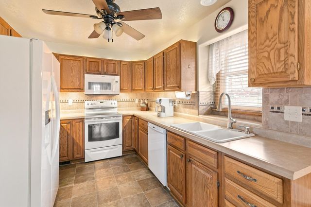 4118 SE 23rd Court, Des Moines, IA 50320