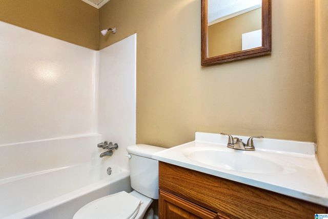 2905 VALLEY VIEW CIRCLE, Adamsville, AL 35005