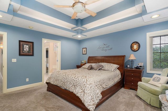 986 W Sycamore Street, Springfield, MO 65810