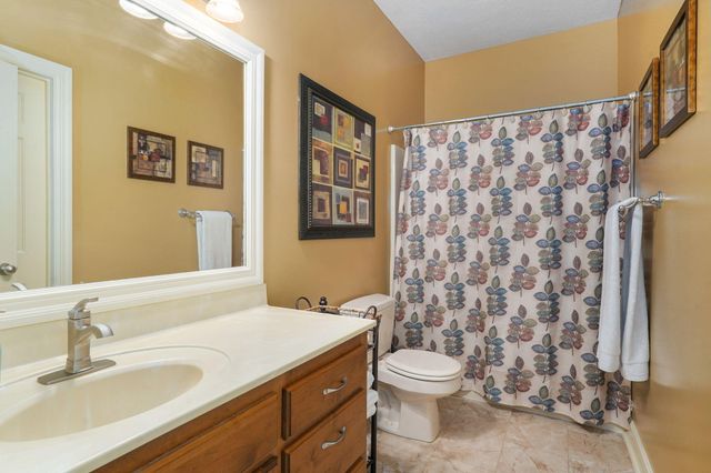 986 W Sycamore Street, Springfield, MO 65810