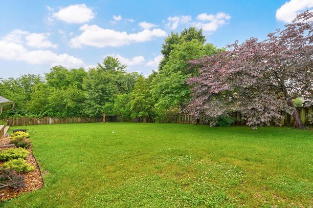 986 W Sycamore Street, Springfield, MO 65810