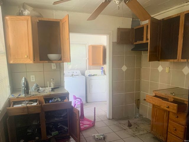 1942 N Johnson Street, South Bend, IN 46628