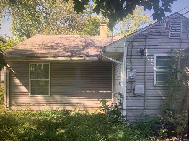 1942 N Johnson Street, South Bend, IN 46628