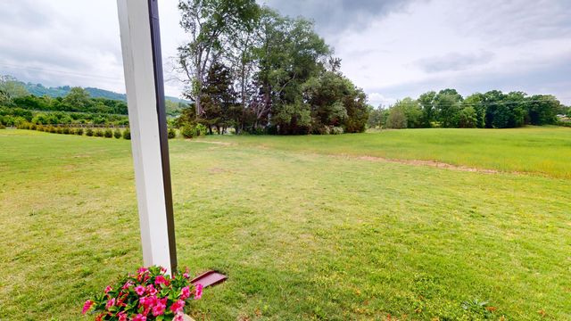 8804 Knolling Loop, Ooltewah, TN 37363