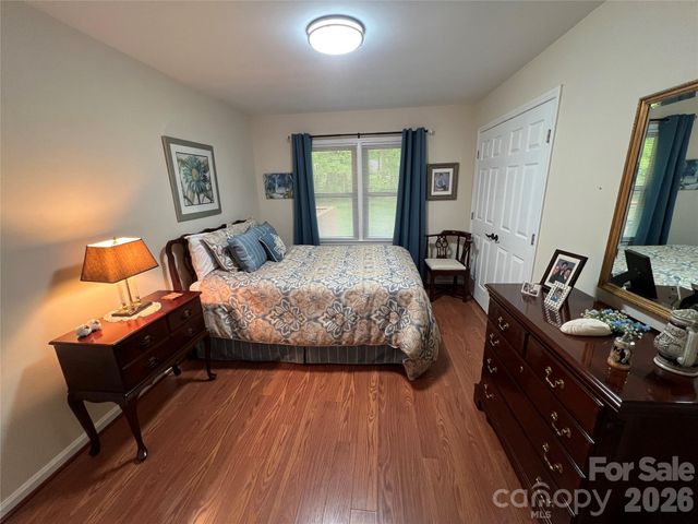 239 Hickory Lane Drive, Mount Holly, NC 28120