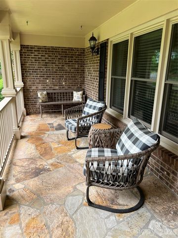 239 Hickory Lane Drive, Mount Holly, NC 28120