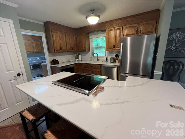 239 Hickory Lane Drive, Mount Holly, NC 28120