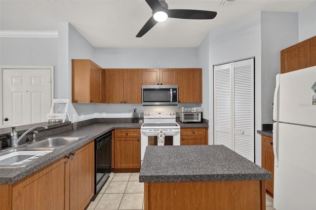 2217 TUSCANY TRACE 7, Palm Harbor, FL 34683