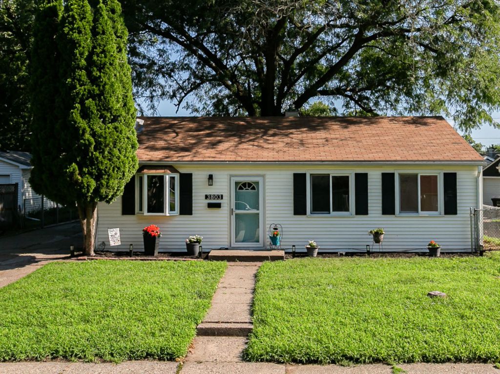 3803 11th Avenue, Moline, IL 61265