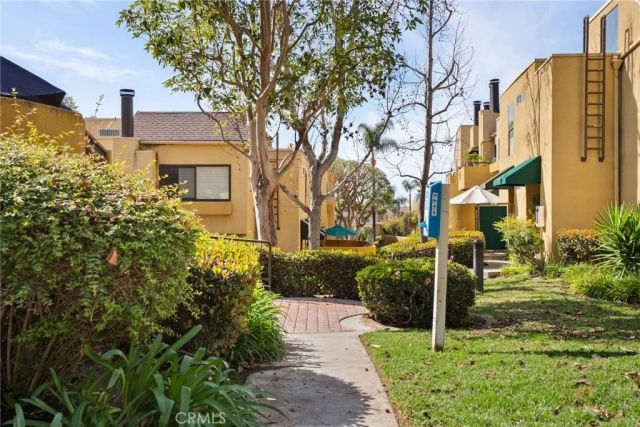 25712 Le Parc 41, Lake Forest, CA 92630
