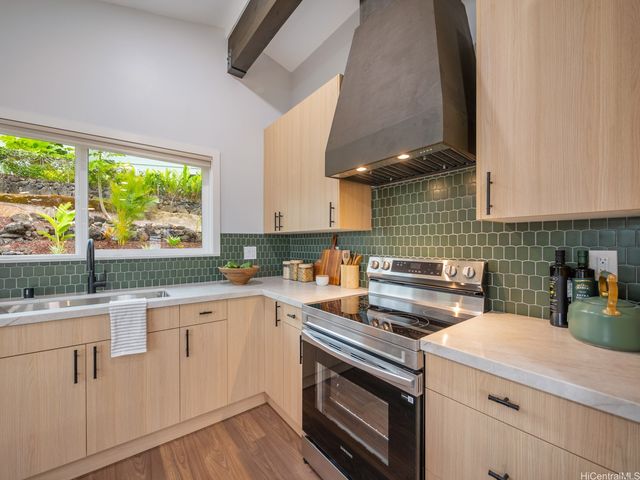 45-608 Kipawale Place, Kaneohe, HI 96744