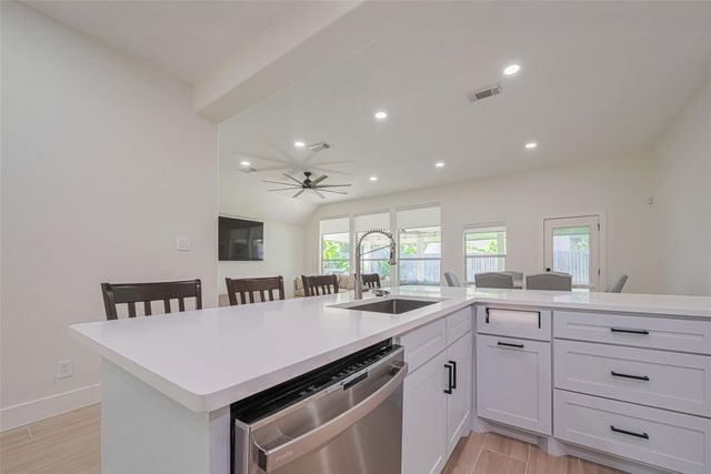 11316 Misty Morning Street, Pearland, TX 77584