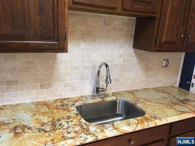 82 Westervelt Place, Lodi, NJ 07644