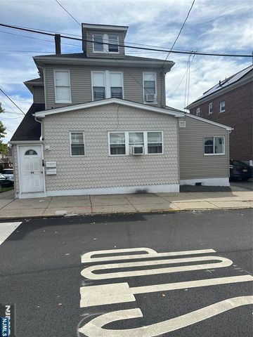 82 Westervelt Place, Lodi, NJ 07644