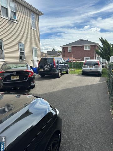 82 Westervelt Place, Lodi, NJ 07644