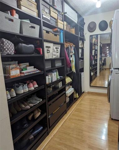 11203 NW 15th St NA, Pembroke Pines, FL 33026