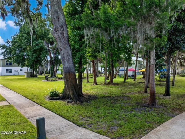 840 Center Ave Apt 73, Holly Hill, FL 32117