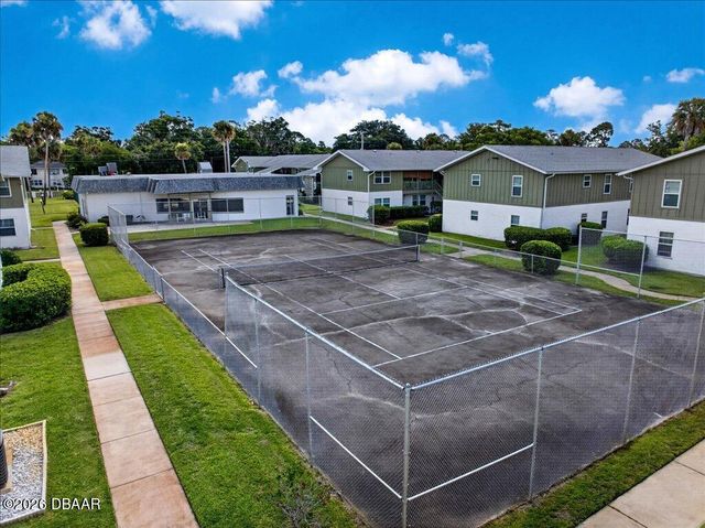 840 Center Ave Apt 73, Holly Hill, FL 32117