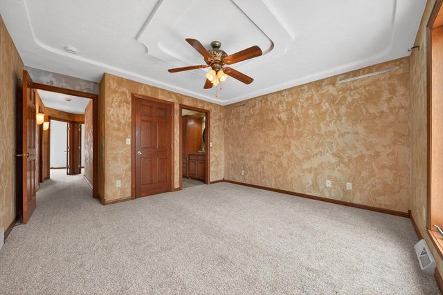 2718 W INDEPENDENCE COURT, Appleton, WI 54914