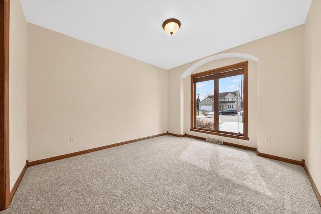 2718 W INDEPENDENCE COURT, Appleton, WI 54914