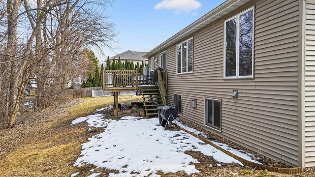 2718 W INDEPENDENCE COURT, Appleton, WI 54914