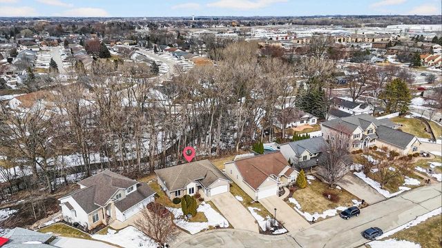 2718 W INDEPENDENCE COURT, Appleton, WI 54914