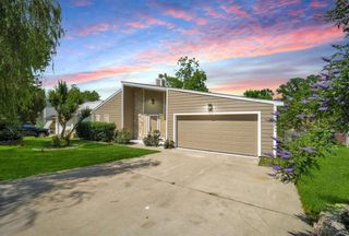 964 Lake View Drive, Montgomery, TX 77356