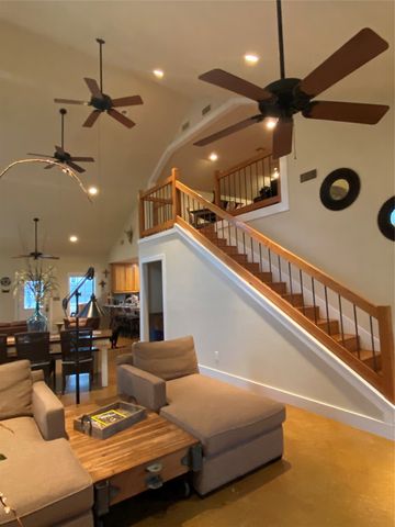 1079 Union Hill Road, Mineral Wells, TX 76067