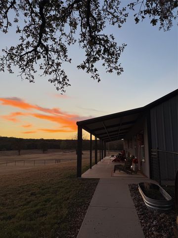 1079 Union Hill Road, Mineral Wells, TX 76067