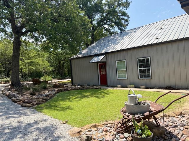 1079 Union Hill Road, Mineral Wells, TX 76067