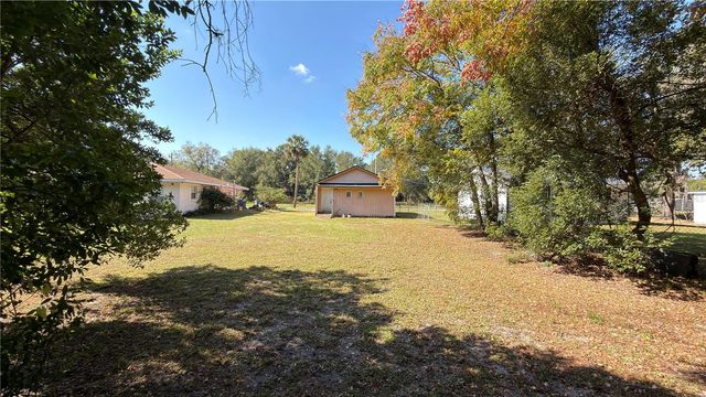 1121 S ADELLE AVENUE, Deland, FL 32720