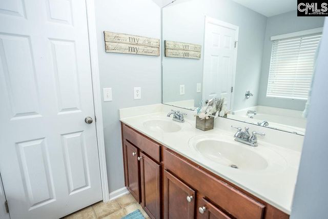 148 Cambridge Hill Drive, Lexington, SC 29072