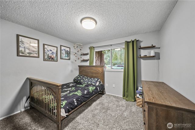 203 S 357th Street, Federal Way, WA 98003
