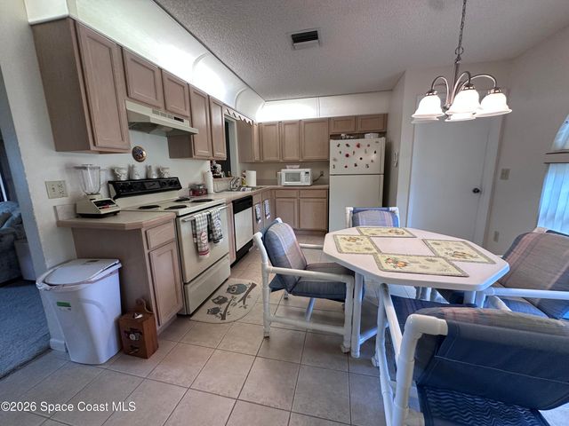 1666 Canon Avenue NW, Palm Bay, FL 32907
