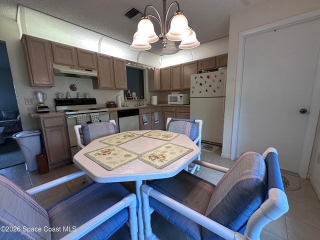 1666 Canon Avenue NW, Palm Bay, FL 32907