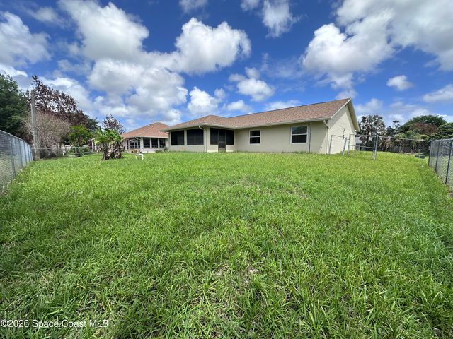 1666 Canon Avenue NW, Palm Bay, FL 32907