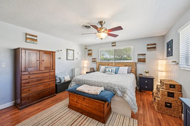 818 SE 9th Terrace, Deerfield Beach, FL 33441