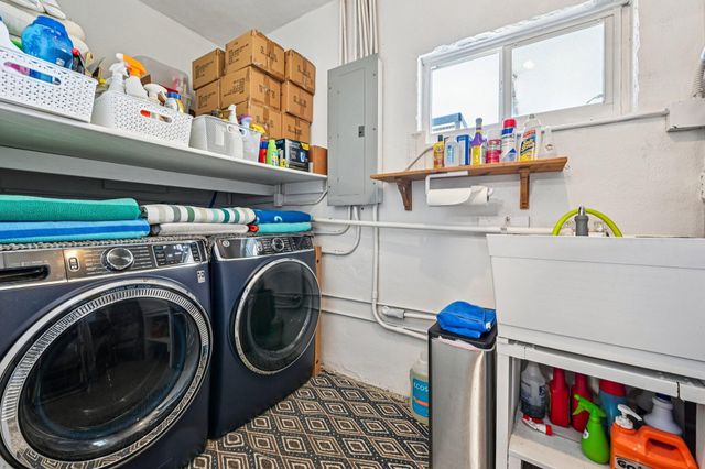 818 SE 9th Terrace, Deerfield Beach, FL 33441