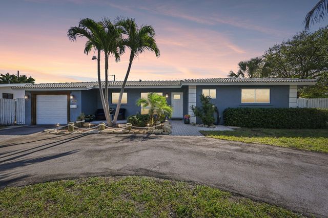 818 SE 9th Terrace, Deerfield Beach, FL 33441