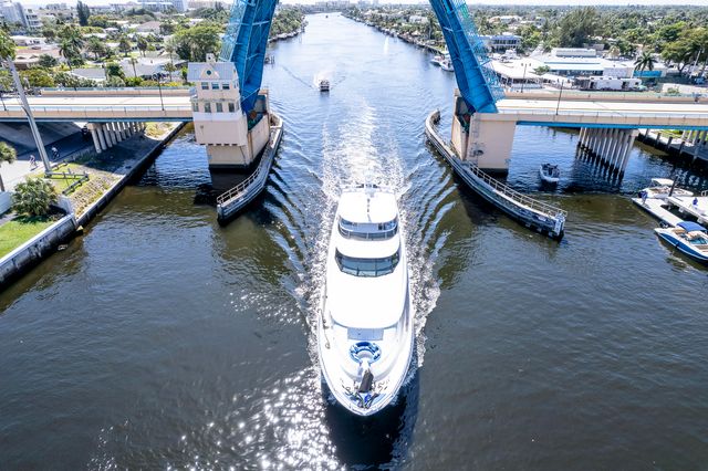 818 SE 9th Terrace, Deerfield Beach, FL 33441