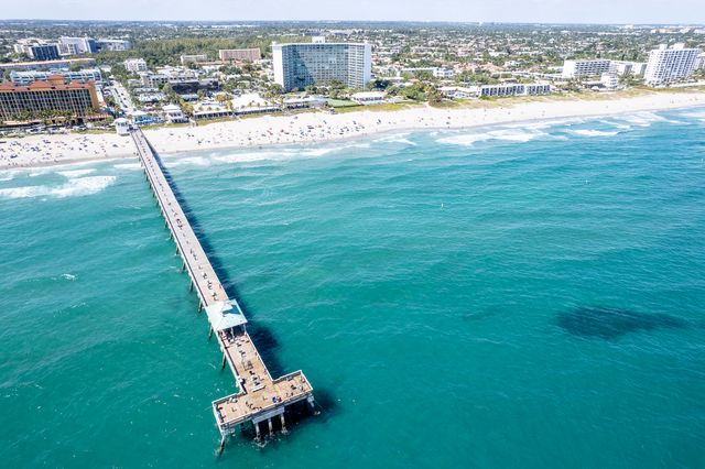 818 SE 9th Terrace, Deerfield Beach, FL 33441