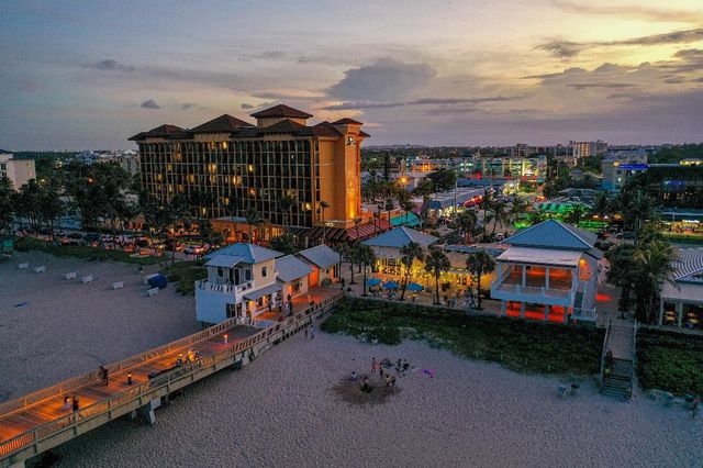 818 SE 9th Terrace, Deerfield Beach, FL 33441