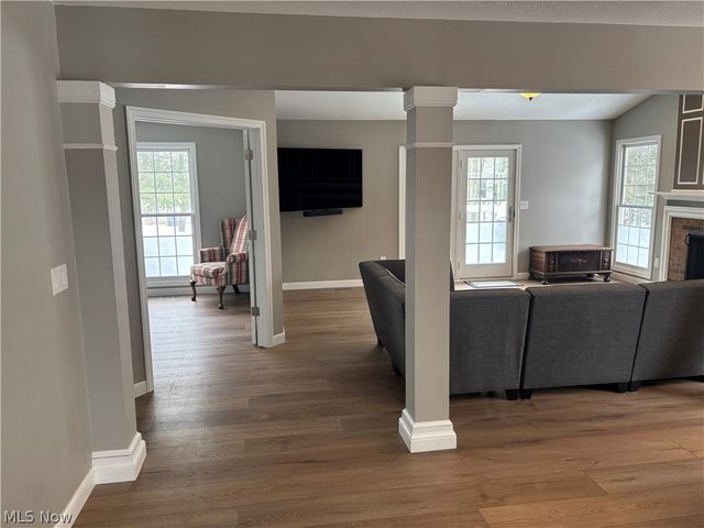20200 Ellsworth Drive, Strongsville, OH 44149