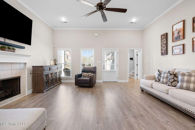 5185 Watson Vw Drive, Nesbit, MS 38651