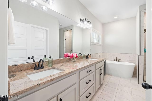 5185 Watson Vw Drive, Nesbit, MS 38651