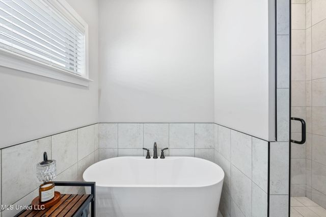 5185 Watson Vw Drive, Nesbit, MS 38651