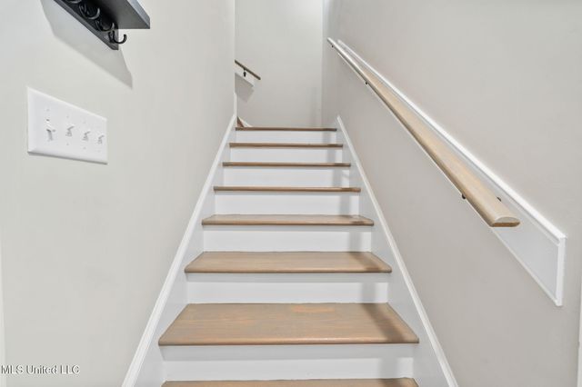 5185 Watson Vw Drive, Nesbit, MS 38651